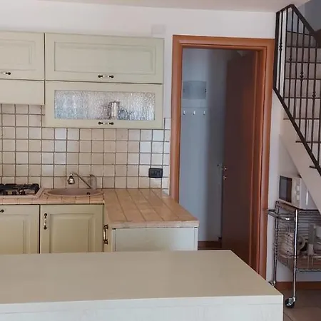 Apartman My Holidays - Residenza Il Poggio Vercana
